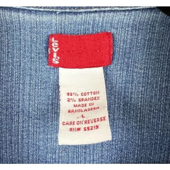 Levi's Tops Shirt Blue Denim Button-Up Size L - Picture 8 of 8